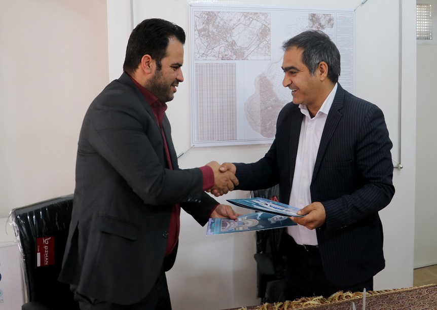 تفاهم نامه همکاری مشترک با اداره میراث فرهنگی، گردشگری و صنایع دستی گناباد به امضا رسید.